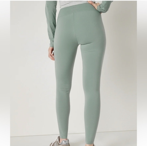 Victoria's Secret PINK Leggings - Picture 3 of 16